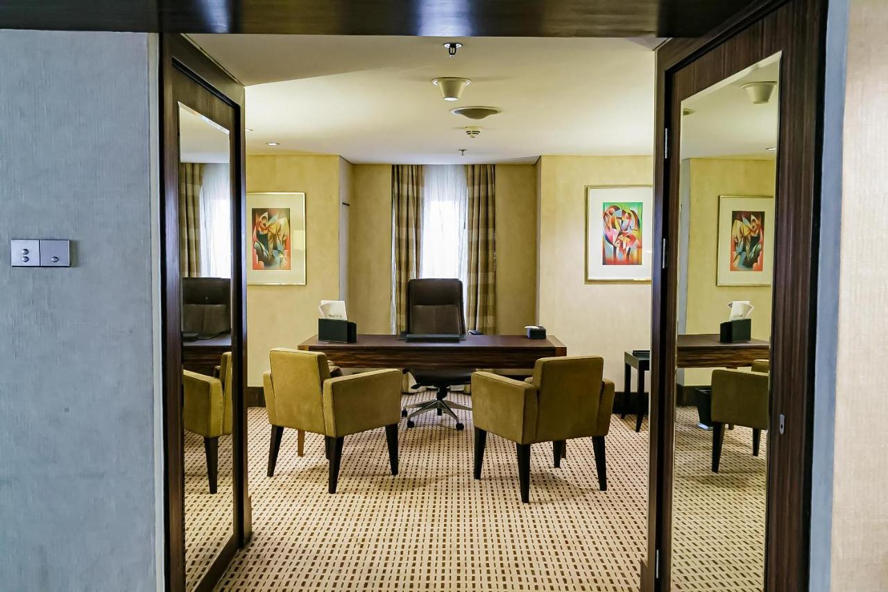 ザ ラゴス コンチネンタル ホテル エクステリア 写真